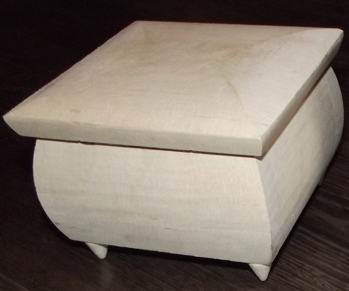 Шкатулка квадратная (фанера) 110х110х85мм