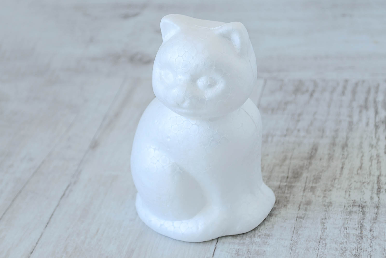 Фігурка "Кошка"(пінопласт) 13,5х8,8х8,5см