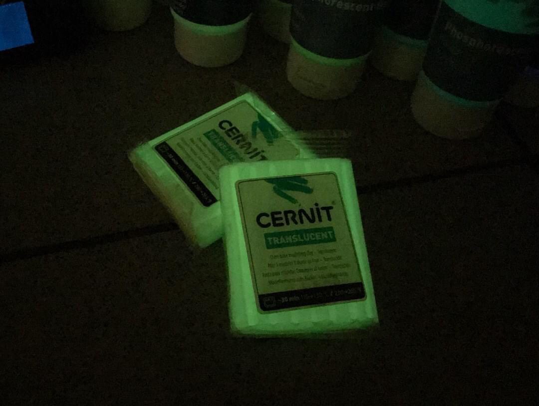 ЗНЯТІ З ВИР-ВА, Маскуюча рідина для фарб по тканинам Javana Kreul 20мл